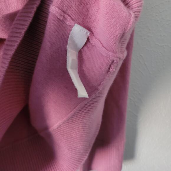 Lord & Taylor Cashmere V-neck Sweater - Picture 3 of 12